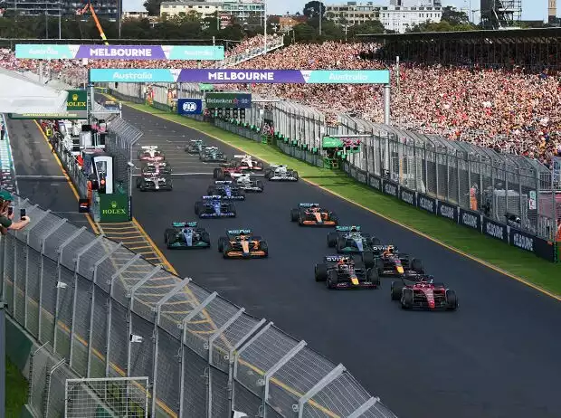 Der Start zum Formel-1-Rennen in Melbourne 2022 Titel-Bild zur News: Der Start zum Formel-1-Rennen in Melbourne 2022