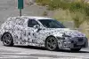 Bild zum Inhalt: BMW 1er mit Facelift im M135i-Trimm und vier Endrohren erwischt