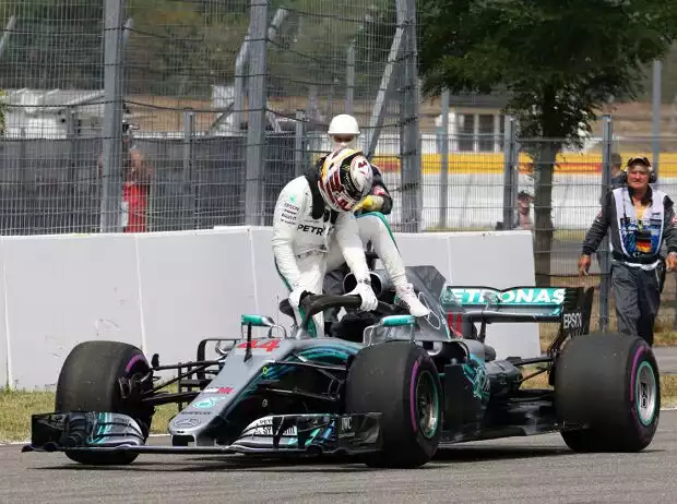 Titel-Bild zur News: Lewis Hamilton (Mercedes) rollt im Qualifying der Formel 1 in Hockenheim 2018 aus