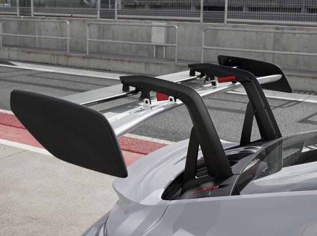 Porsche 911 GT3 RS Heckflügel mit DRS Porsche 911 GT3 RS Heckflügel mit DRS