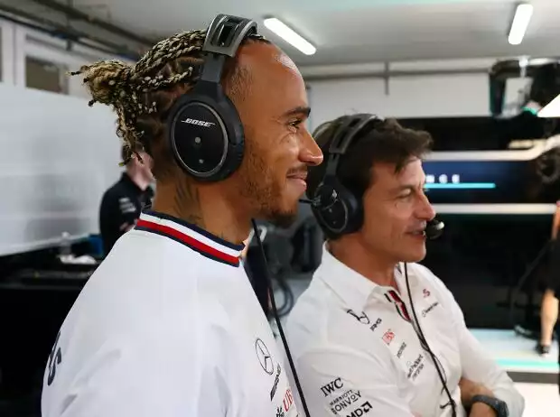 Lewis Hamilton, Toto Wolff Titel-Bild zur News: Lewis Hamilton, Toto Wolff