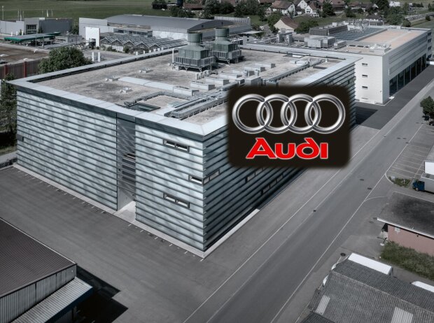 Titel-Bild zur News: Audi-Logo vor der Sauber-Fabrik in Hinwil