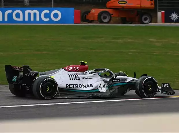 Lewis Hamilton (Mercedes W13) beim Training zum Formel-1-Rennen in Belgien 2022 Titel-Bild zur News: Lewis Hamilton (Mercedes W13) beim Training zum Formel-1-Rennen in Belgien 2022