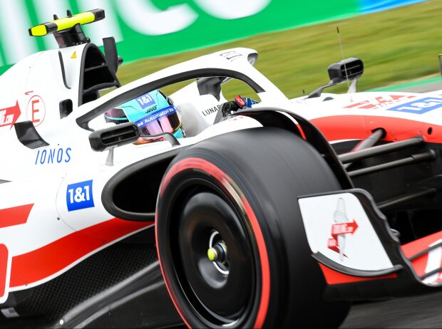 Titel-Bild zur News: Mick Schumacher im Haas VF-22 in Spa 2022
