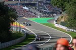 Guanyu Zhou (Alfa Romeo), Fernando Alonso (Alpine) und Yuki Tsunoda (AlphaTauri) 