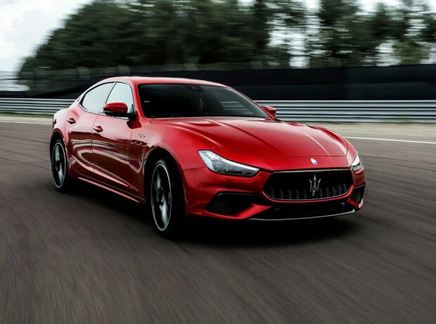 Titel-Bild zur News: Maserati Ghibli Trofeo (2021)