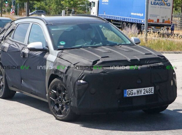 Hyundai Kona Elektro (2023) als Erlkönig Hyundai Kona Elektro (2023) als Erlkönig