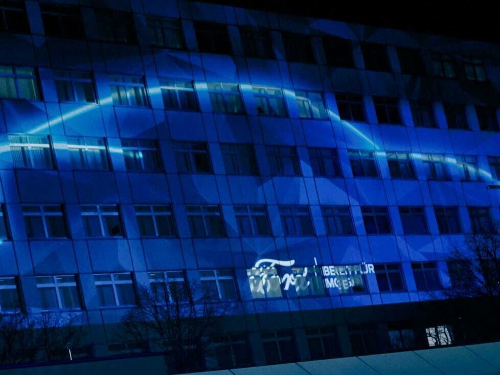 Ford-Crossover (Teaserbild von Februar 2021, gedreht)