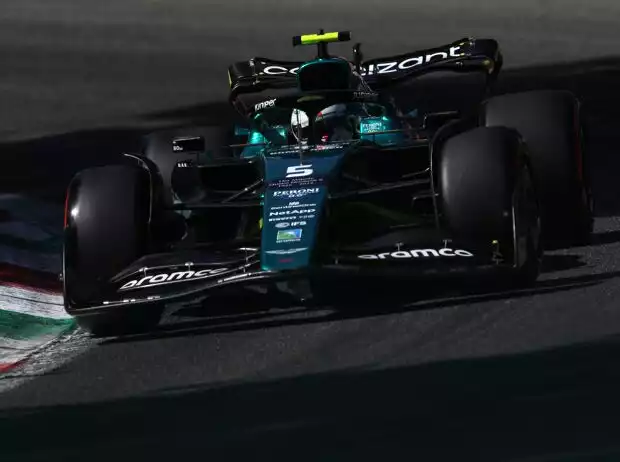 Titel-Bild zur News: Sebastian Vettel im Aston Martin AMR22 im Formel-1-Training in Monza 2022