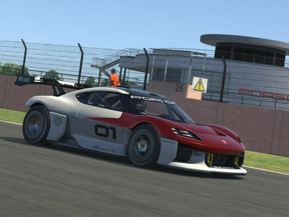 iRacing
