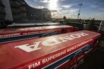 Fahrerlager in Magny-Cours
