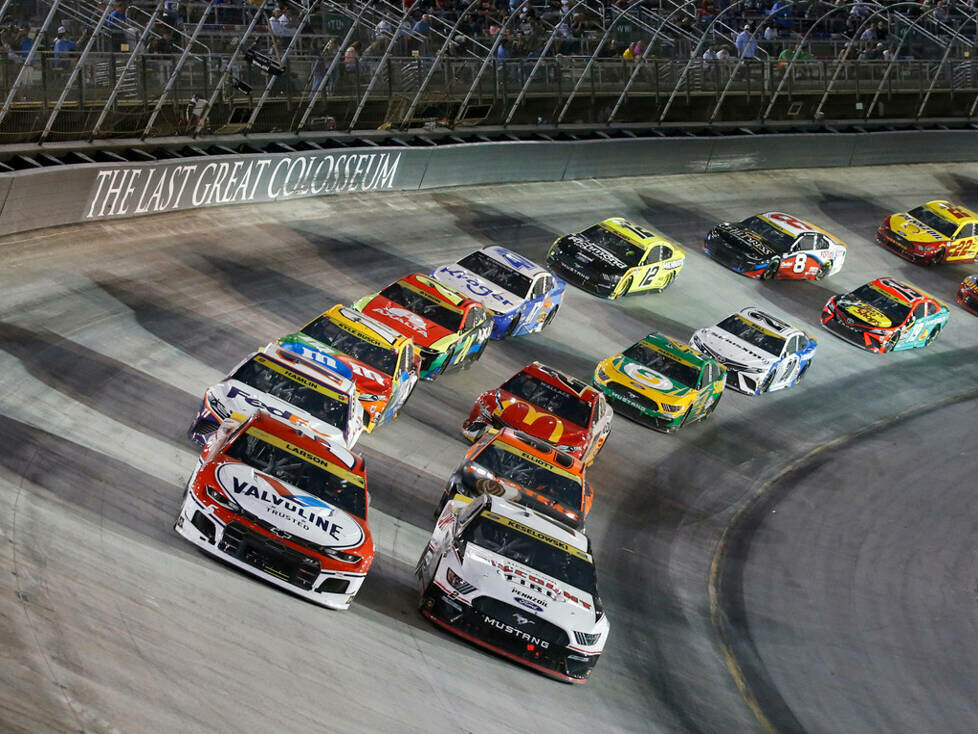 NASCAR-Action auf dem Bristol Motor Speedway