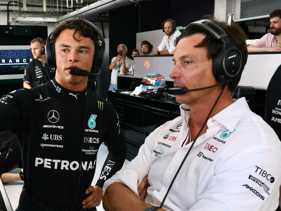Nyck de Vries, Toto Wolff