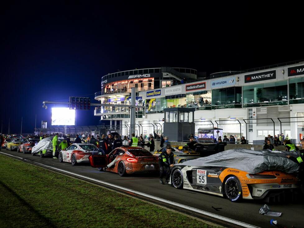 Parc Ferme bei den 12h Nürburgring 2022