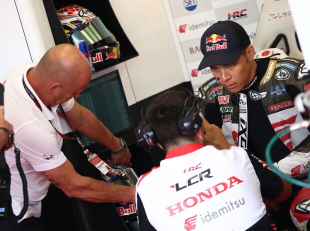 Takaaki Nakagami Takaaki Nakagami