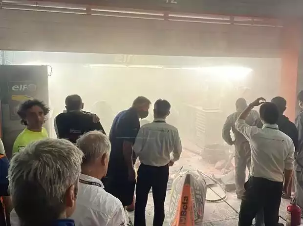 Feuer in der Marc-VDS-Box in Motegi Titel-Bild zur News: Feuer in der Marc-VDS-Box in Motegi