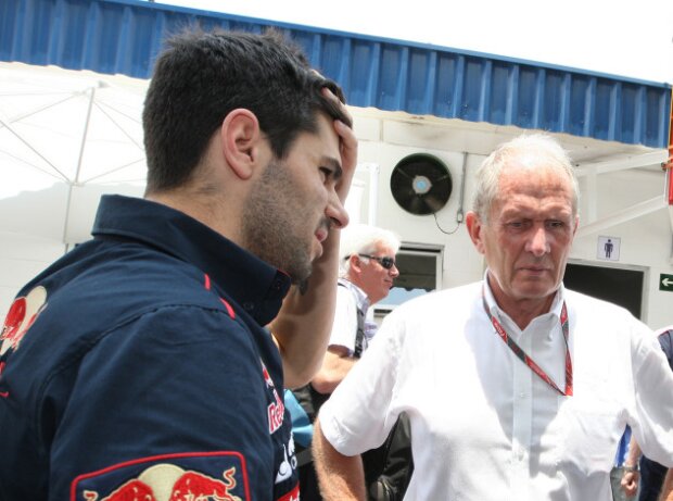 Jaime Alguersuari und Helmut Marko beim Formel-1-Rennen in Brasilien 2011