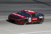 Bild zum Inhalt: NASCAR Fort Worth: Reddick übersteht Reifendrama & setzt Abstauber-Serie fort