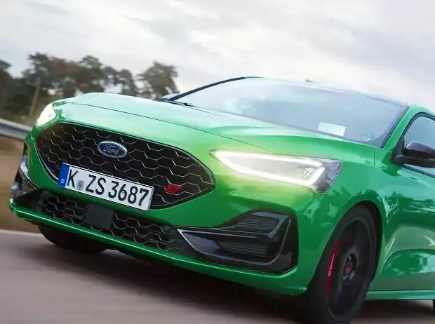Ford Focus ST (2022) mit Track-Pack Titel-Bild zur News: Ford Focus ST (2022) mit Track-Pack