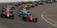 Pace-Laps zum IndyCar-Rennen 2022 im Gateway Motorsports Park in St. Louis