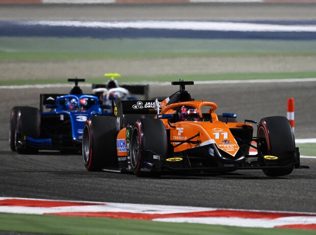 Formel 2 und Formel 3 fahren ab 2023 mit nachhaltigem Kraftstoff Formel 2 und Formel 3 fahren ab 2023 mit nachhaltigem Kraftstoff