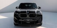 Bild zum Inhalt: BMW XM (2023): Neue Bilder zeigen den G09 komplett in Schwarz