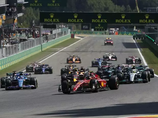 Start des Formel-1-Rennens in Spa 2022 Titel-Bild zur News: Start des Formel-1-Rennens in Spa 2022