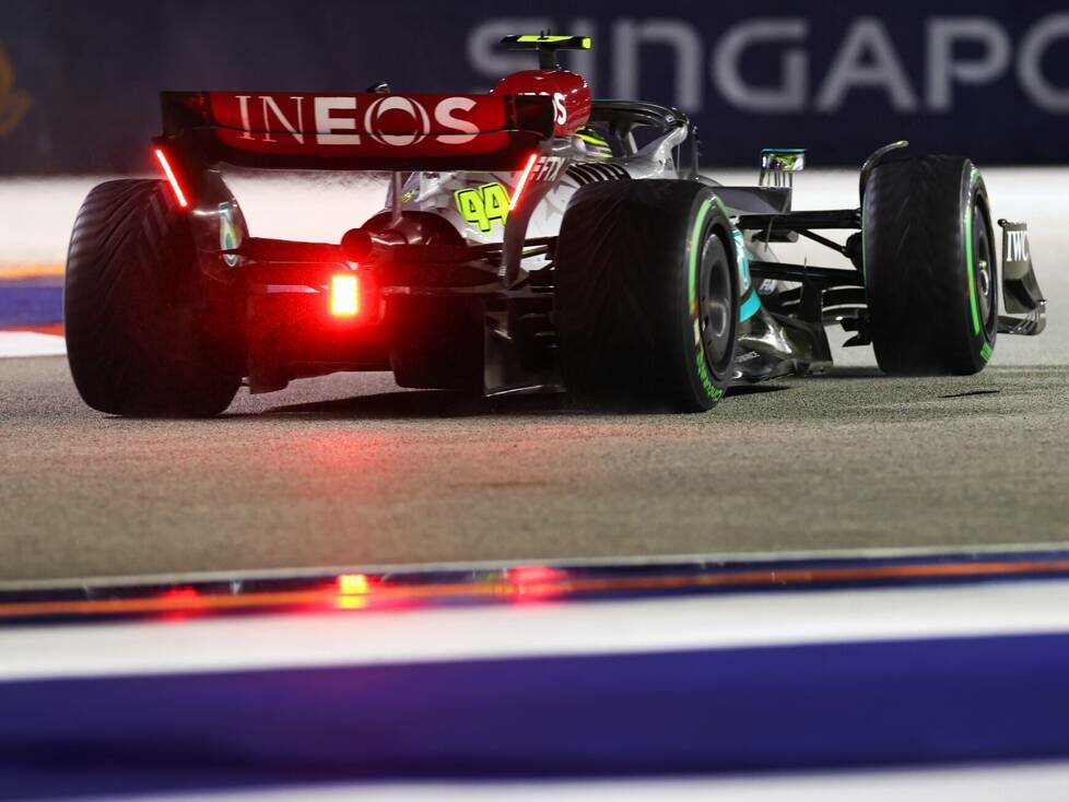 Lewis Hamilton im Mercedes W13 in Singapur 2022
