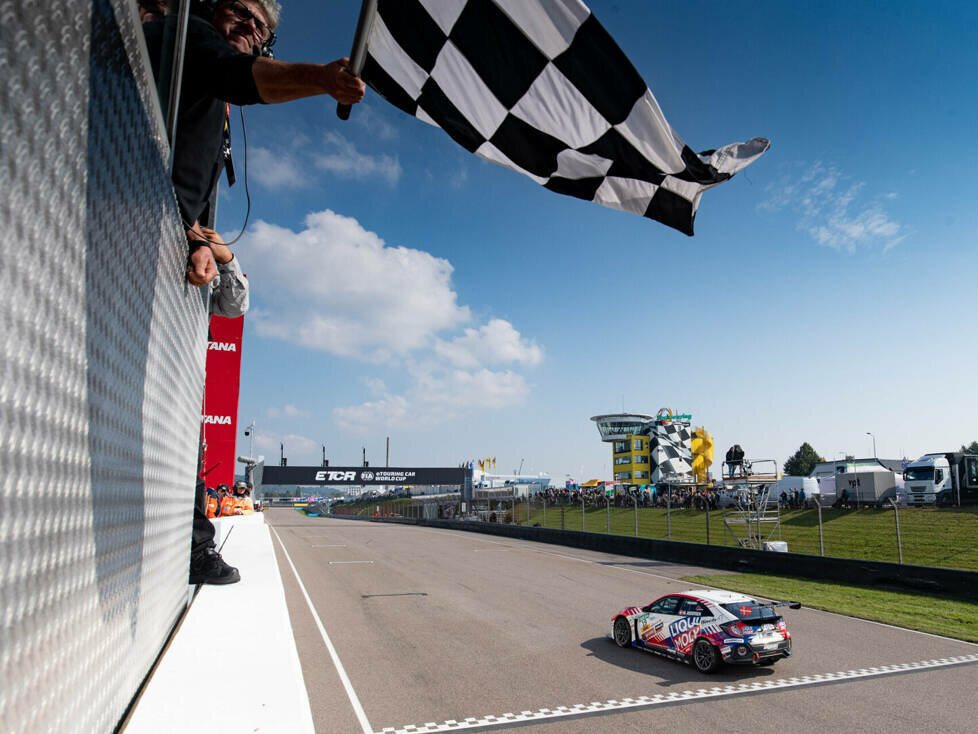 Der Däne Andersen feierte auf dem Sachsenring einen Start-Ziel-Sieg