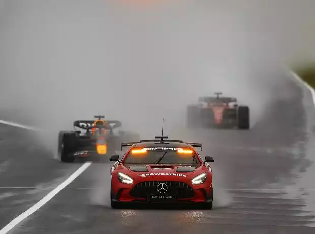 Max Verstappen, Charles Leclerc Titel-Bild zur News: Max Verstappen, Charles Leclerc
