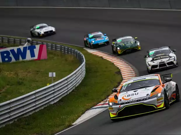 Renn-Action der ADAC GT4 Germany in Zandvoort Titel-Bild zur News: Renn-Action der ADAC GT4 Germany in Zandvoort