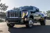 Bild zum Inhalt: GMC Sierra HD Denali Ultimate (2023): Dicker Grill-Maxe