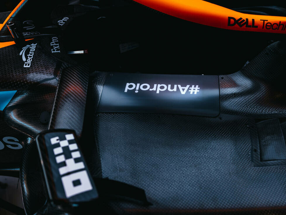 McLaren-Werbepanel