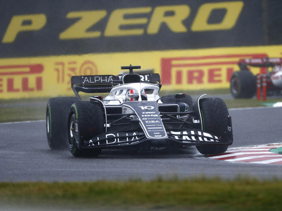 Guanyu Zhou, Pierre Gasly