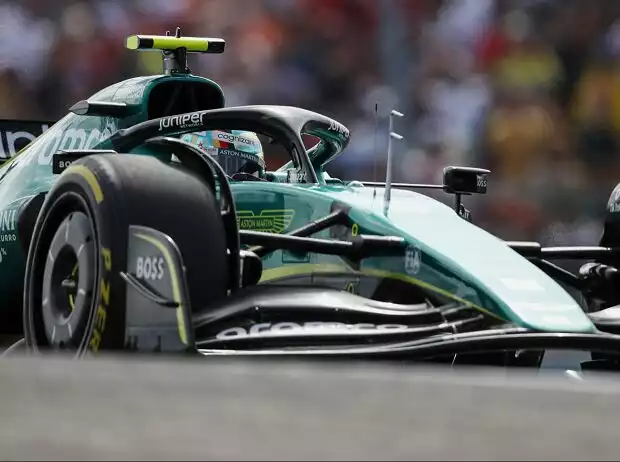 Sebastian Vettel im Aston Martin AMR22 beim Formel-1-Rennen in Austin 2022 Titel-Bild zur News: Sebastian Vettel im Aston Martin AMR22 beim Formel-1-Rennen in Austin 2022