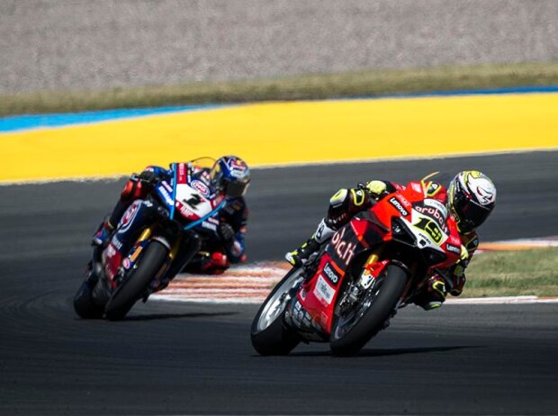 Alvaro Bautista; Toprak Razgatlioglu Alvaro Bautista; Toprak Razgatlioglu