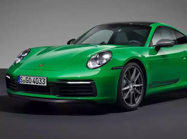 Porsche 911 Carrera T In Pythongrün (2023) Titel-Bild zur News: Porsche 911 Carrera T In Pythongrün (2023)