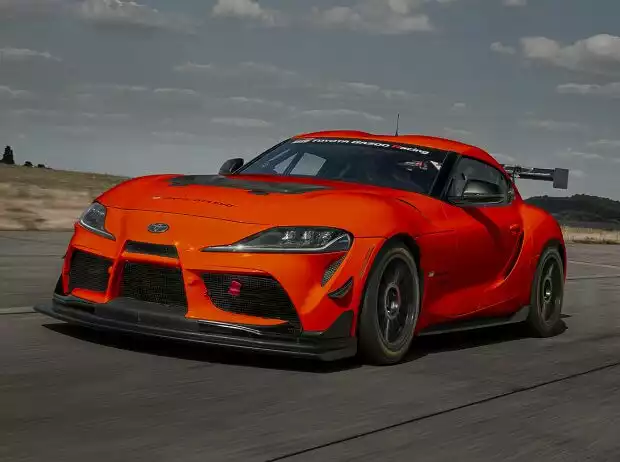 Der Toyota GR Supra GT4 Evo wurde in mehreren Details überarbeitet Titel-Bild zur News: Der Toyota GR Supra GT4 Evo wurde in mehreren Details überarbeitet