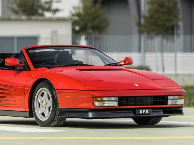 1990 Ferrari Testarossa Pininfarina Spider "Special Production" 1990 Ferrari Testarossa Pininfarina Spider "Special Production"