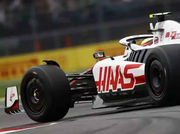 Mick Schumacher im Haas VF-22 beim Mexiko-Grand-Prix 2022 Titel-Bild zur News: Mick Schumacher im Haas VF-22 beim Mexiko-Grand-Prix 2022