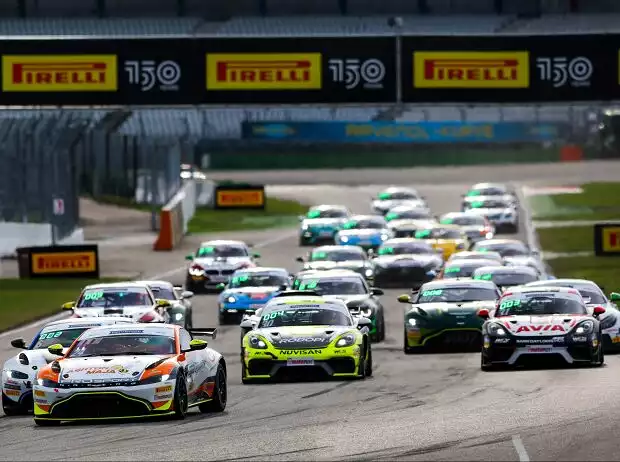 ADAC GT4 Germany Hockenheim Titel-Bild zur News: ADAC GT4 Germany Hockenheim
