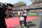 Sergio Perez (Red Bull) und Stefano Domenicali 