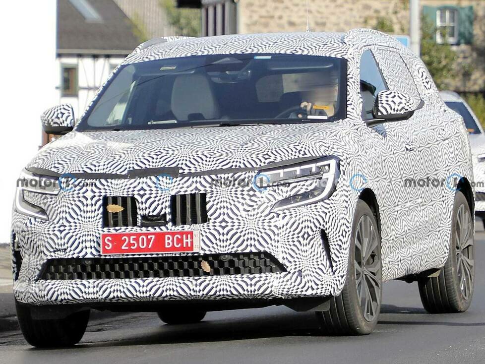 Renault Grand Austral (2023) als Erlkönig erwischt