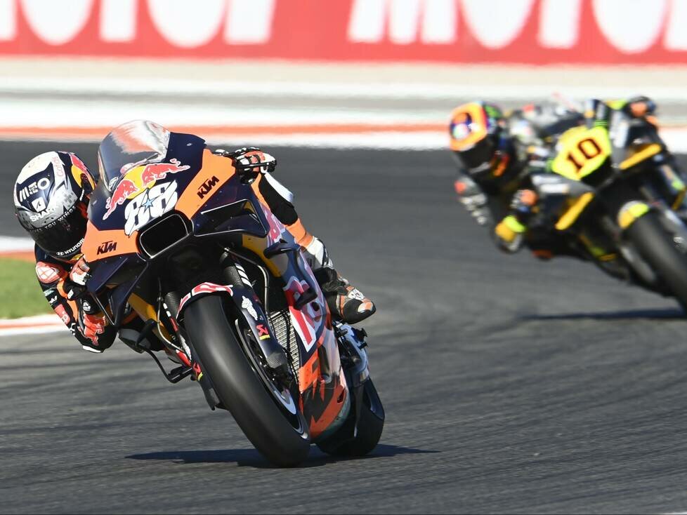 Miguel Oliveira, Luca Marini