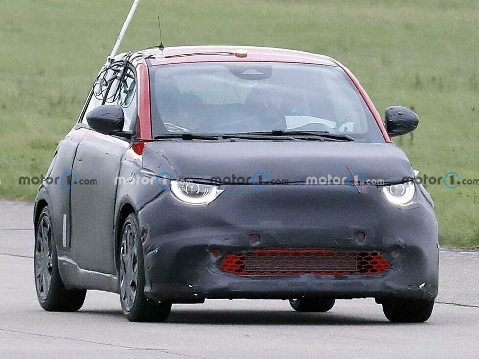 Abarth 500 EV Spionagefoto (2023)
