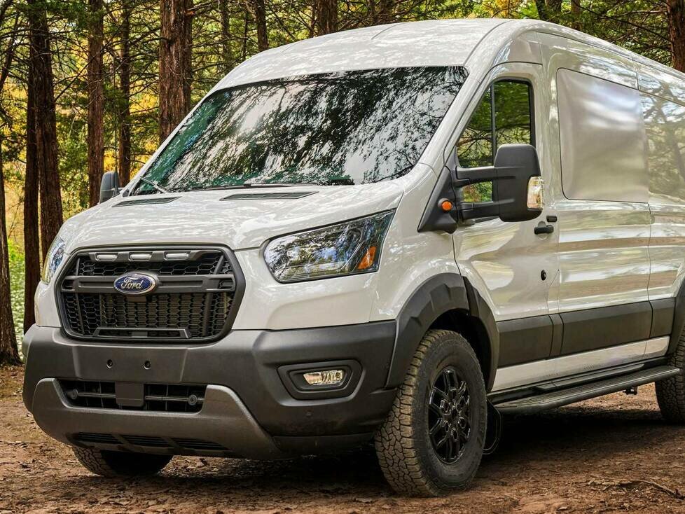 Ford Transit Trail