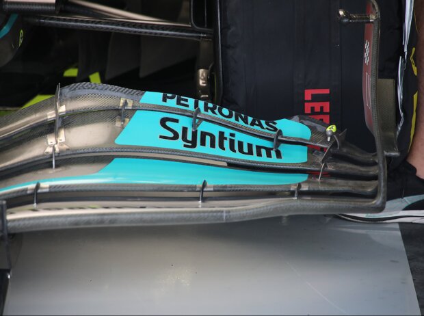Mercedes front wing