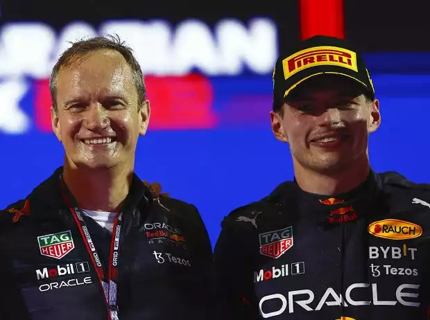 Titel-Bild zur News: Red-Bull-Chefingenieur Paul Monaghan mit Formel-1-Fahrer Max Verstappen