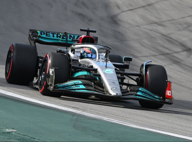 Titel-Bild zur News: George Russell im Mercedes W13 beim Formel-1-Rennen in Brasilien 2022