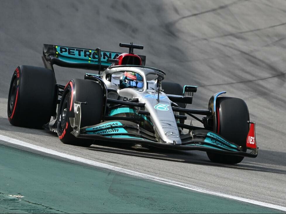 George Russell im Mercedes W13 beim Formel-1-Rennen in Brasilien 2022